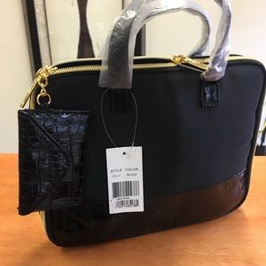 NWT Lord and Taylor travel case w/ coin purse